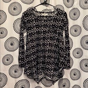 Abercrombie & Fitch long sleeve tee